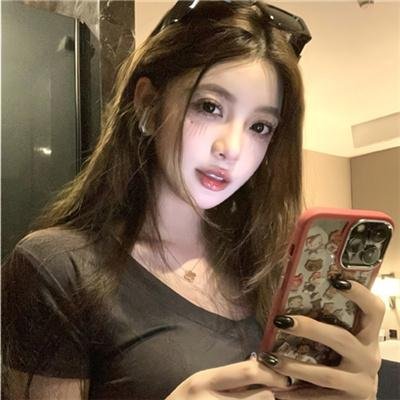 不愿恋爱的雀斑小姐